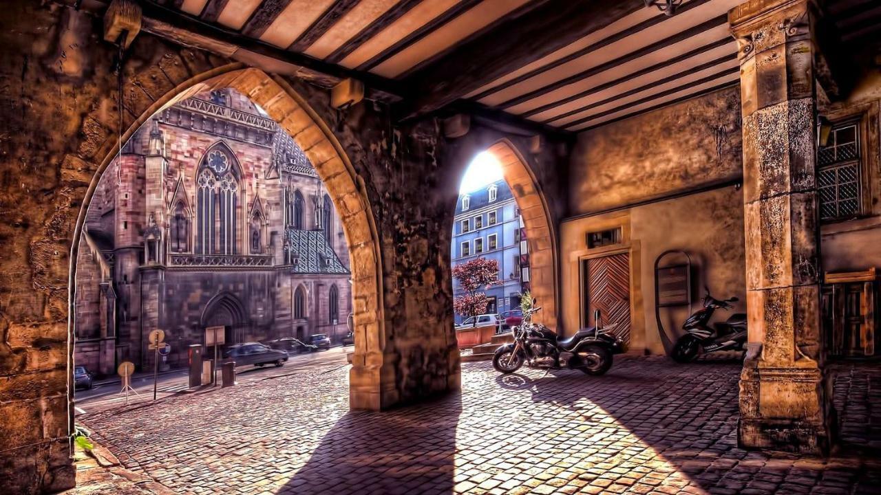 Residences Du Theatre Колмар Екстериор снимка